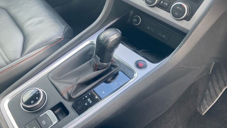 SEAT Ateca 1.5 TSI EVO FR Sport 5dr DSG Petrol Estate